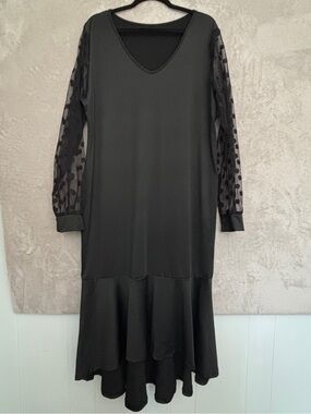Elegant Black V-Neck Long Sleeve Dress with Sheer Polka Dot Sleeves ~ Sz 3XL